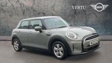 MINI Hatchback 1.5 Cooper Classic 5dr Petrol Hatchback